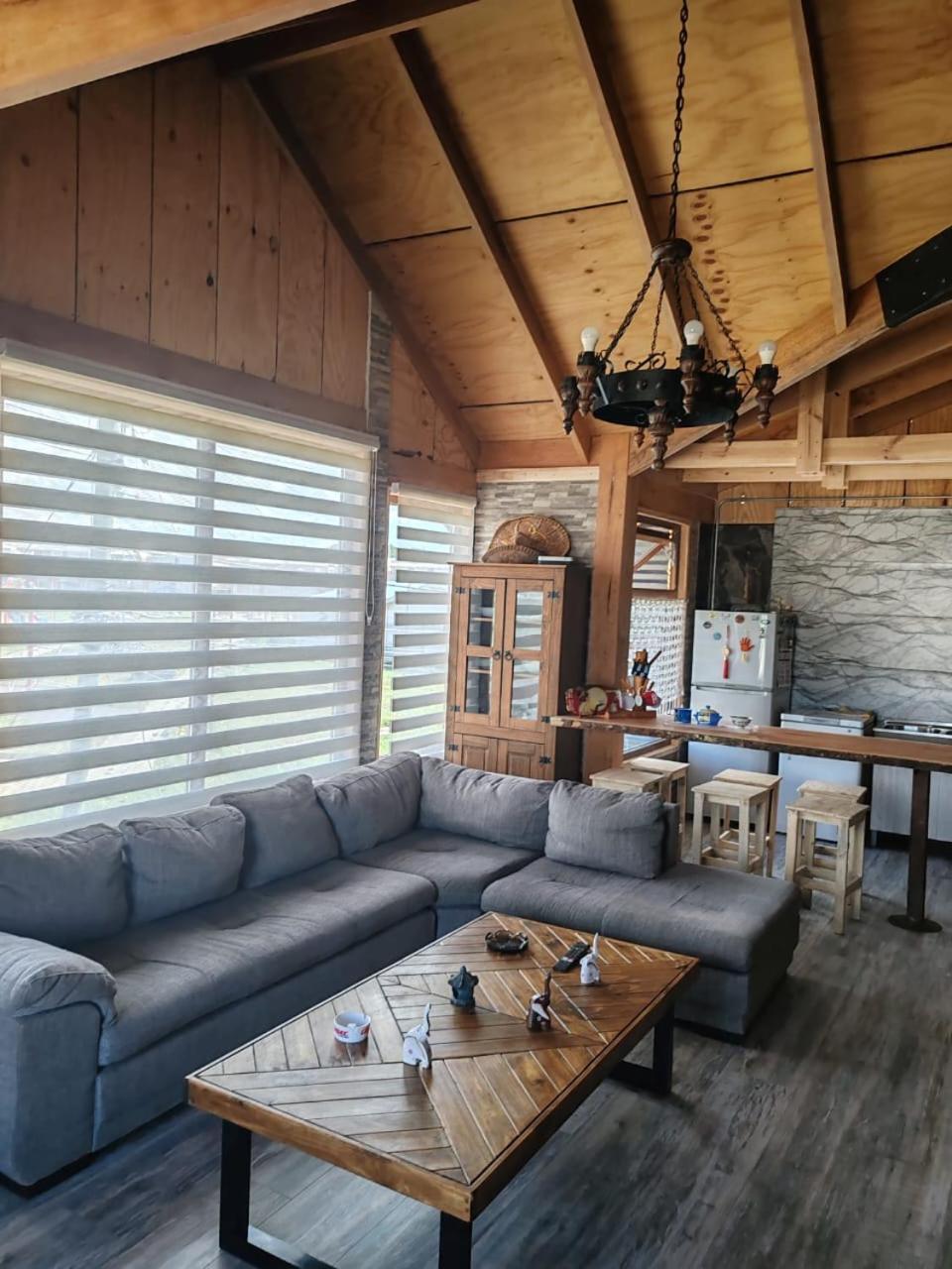 Cabana "Sur Patagonico" Пуерто-Наталес Екстер'єр фото